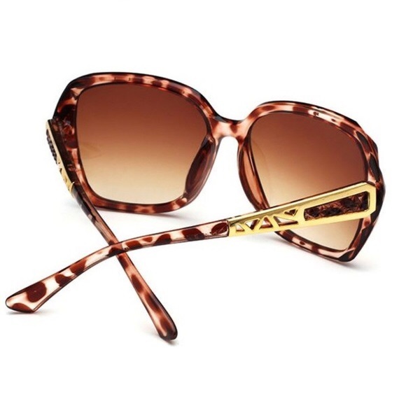 Last One! Fashion Design Sunglasses - Picture 5 of 5